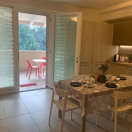 Le Noir Appartment Peschiera del Garda Buitenkant foto