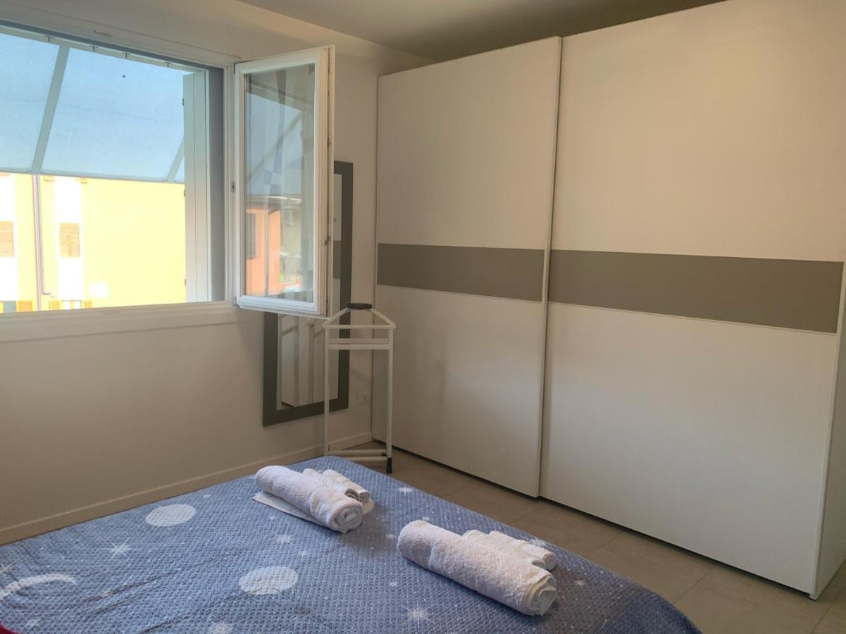Le Noir Appartment Peschiera del Garda Buitenkant foto