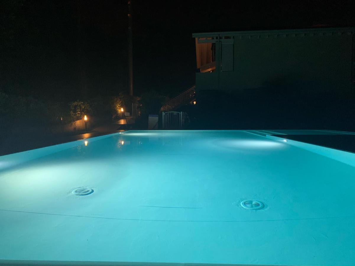 Le Noir Appartment Peschiera del Garda Buitenkant foto