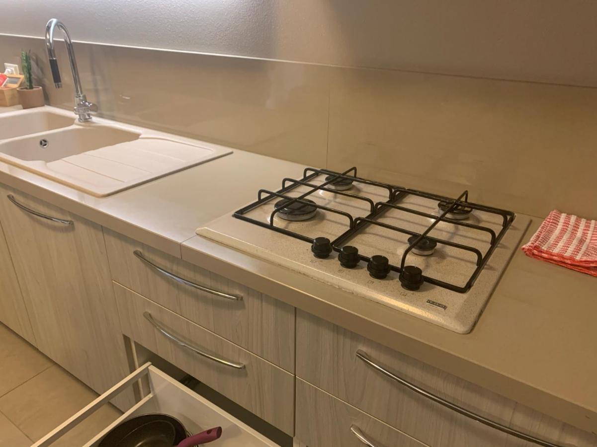 Le Noir Appartment Peschiera del Garda Buitenkant foto